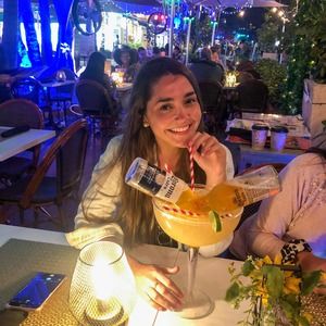 Meet your Posher, Solana